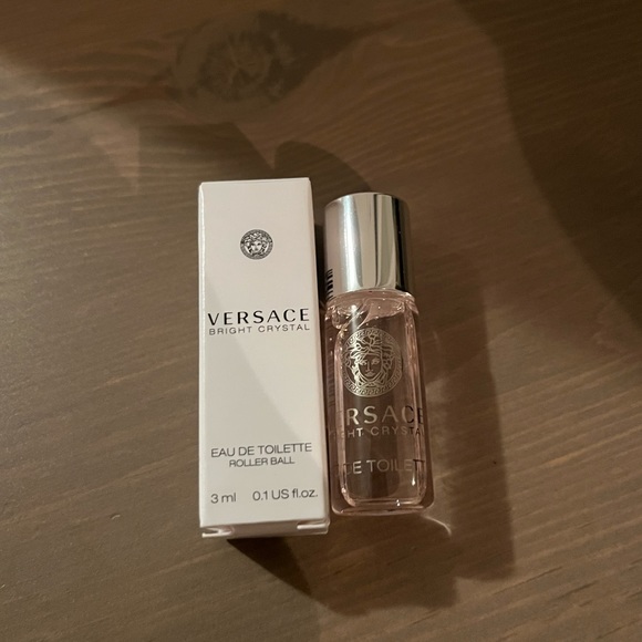 Versace Bright Crystal roll on 3 ml NEW - Picture 1 of 3